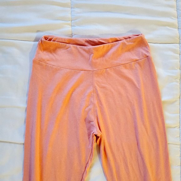 LuLaRoe Pants - Lula Roe One Size Coral Thights